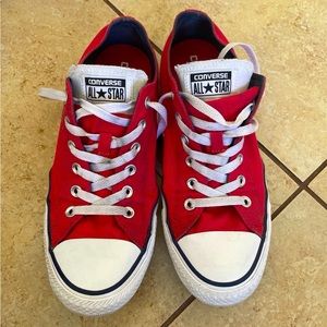 Red low top converse